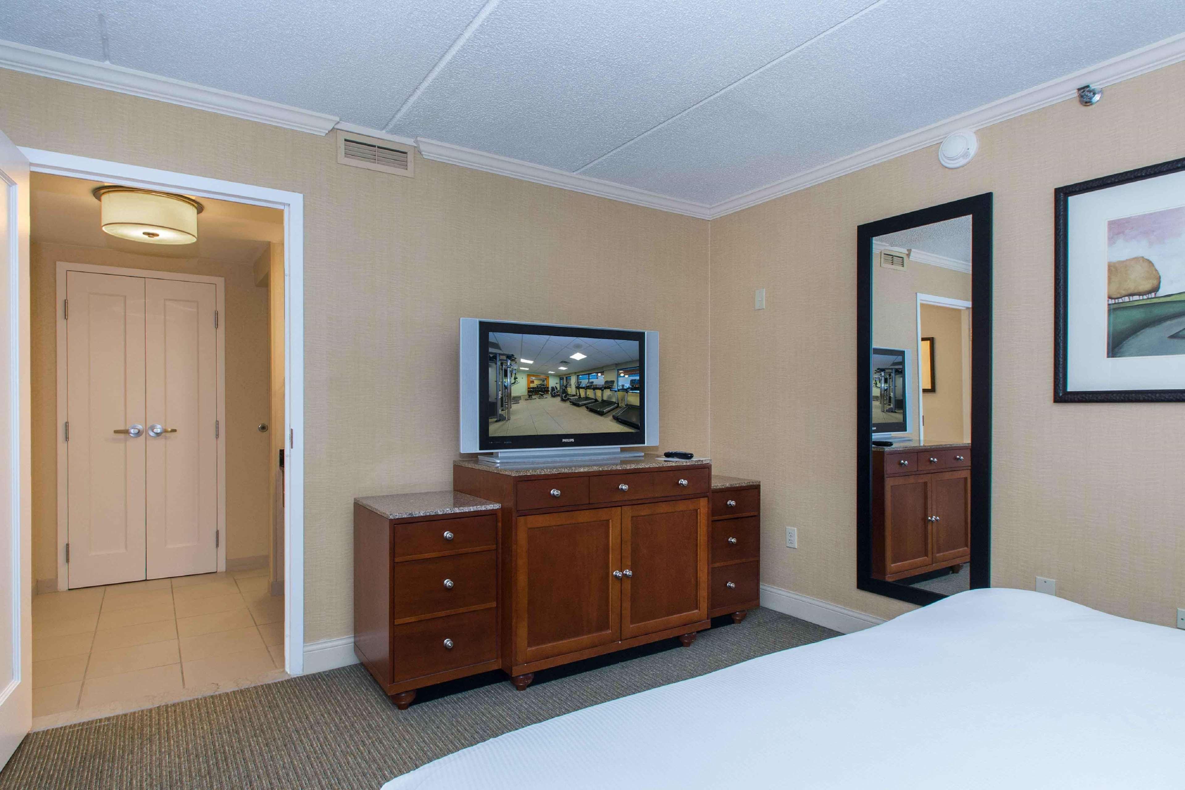 Doubletree By Hilton Cleveland East Бичвуд Экстерьер фото