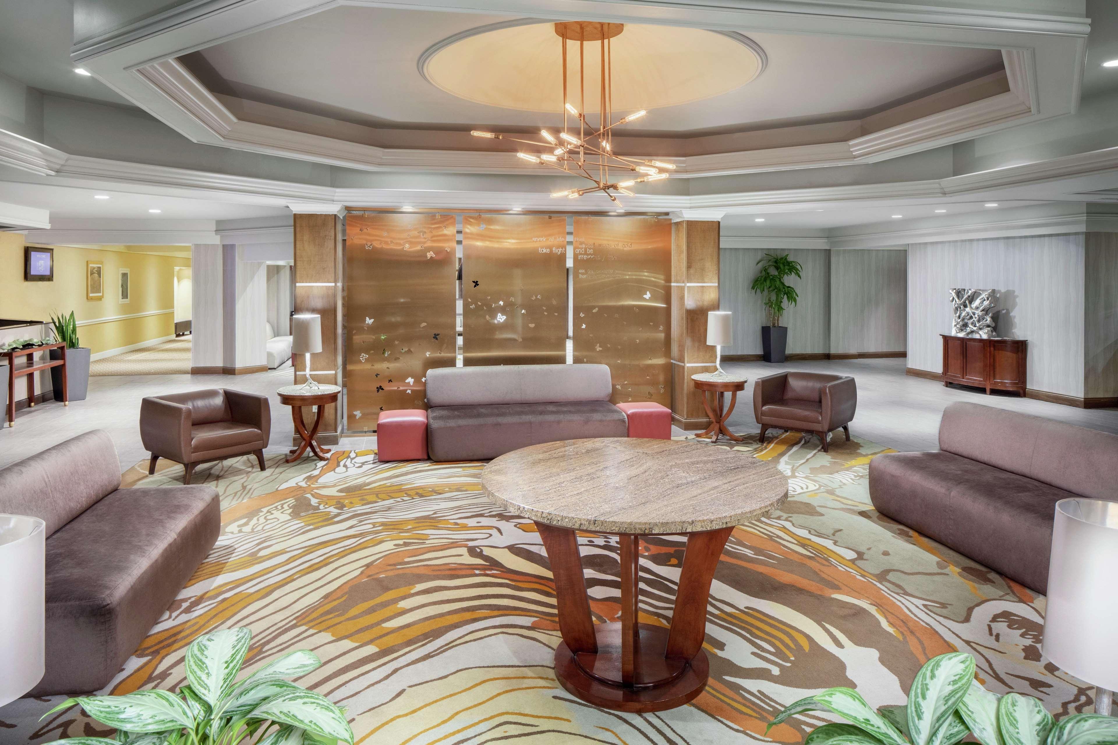 Doubletree By Hilton Cleveland East Бичвуд Экстерьер фото