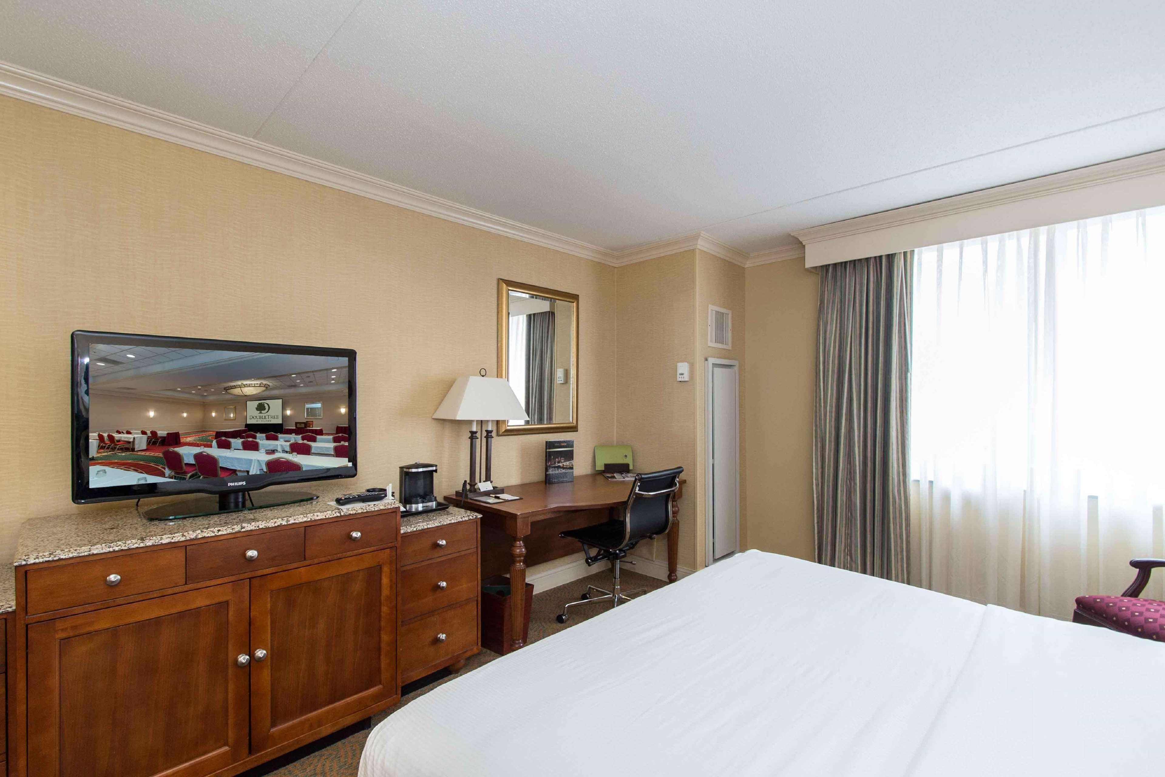 Doubletree By Hilton Cleveland East Бичвуд Экстерьер фото